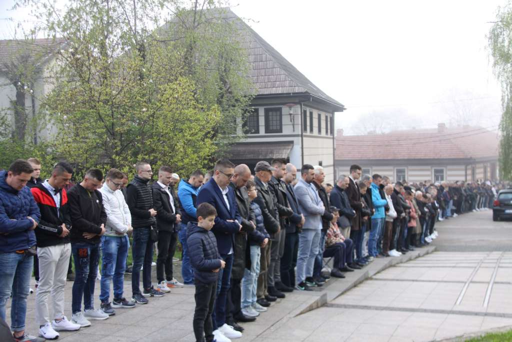 Dizdarević: Bajram je prilika da se, prije i iznad svega, radujemo te dobijemo ramazansku nagradu