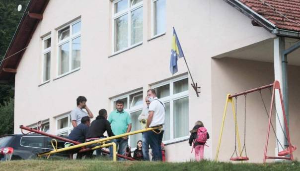 Đaci iz Liplja pisali Inzku: Vrijedimo li kao druga djeca