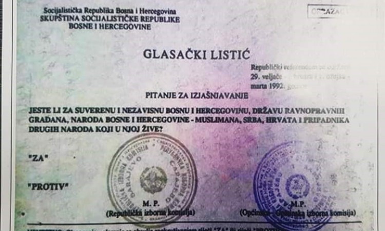 Đacima u Tešnjju čestitke s referendumskim pitanjem iz 1992. godine