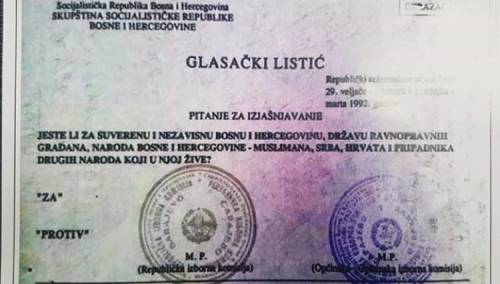 Đacima u Tešnjju čestitke s referendumskim pitanjem iz 1992. godine