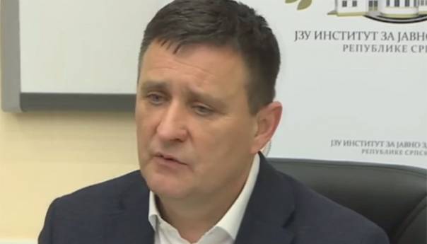 Đajić: Jedan doktor iz UKC RS priključen na respirator