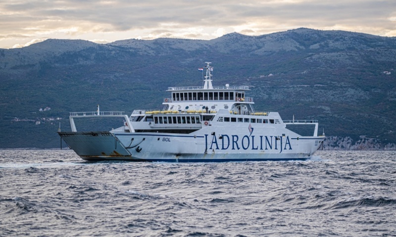 Djeca iz Sarajeva zbog olujne bure provela noć na trajektu u Splitu