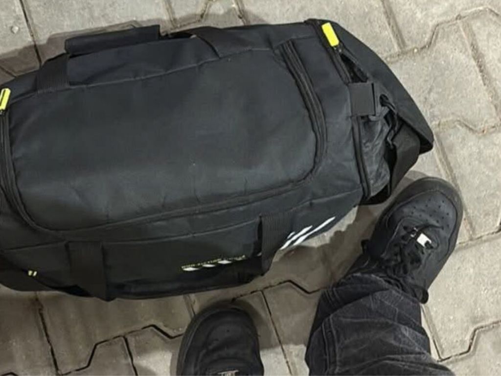 Dječak ostao bez para na autobuskoj stanici u Doboju, nije imao za karte do Tuzle