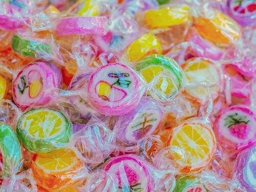 Dječak slučajno naručio 70.000 lizalica preko Amazona