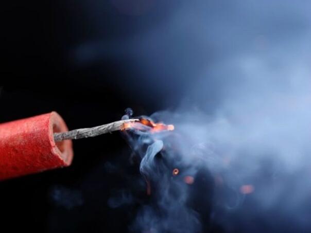 Dječak zbog petarde ostao bez vida