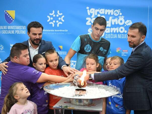 Dječija nedjelja obilježena u šest gradova FBiH, Karavan nastavio putovanje kroz Hercegovinu