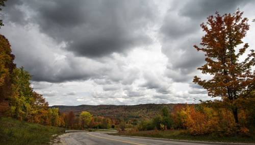 Djelimično vedro u Hercegovini, centralnim i istočnim područjima Bosne