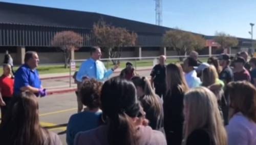 Djevojčica u školu donijela pištolj i ranila tri osobe