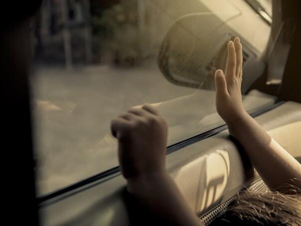 Djevojčicu (4) u Arizoni porodica ostavila u autu, umrla od vrućine