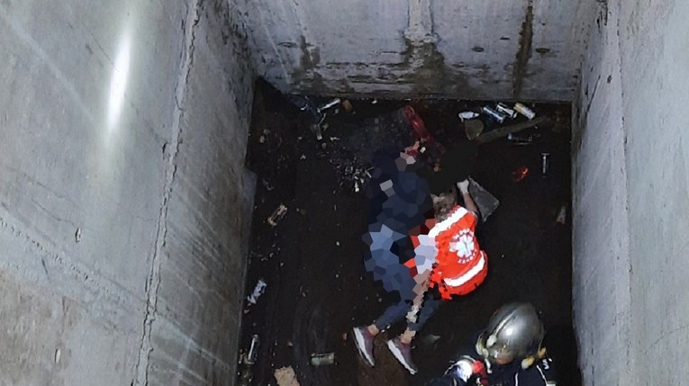 Djevojka u Zagrebu teško povrijeđena nakon pada kroz otvor za lift