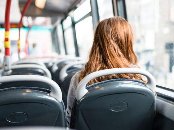 Djevojku (19) iz BiH napao manijak u autobusu, traži ga policija