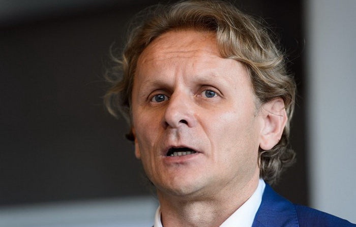 Đikić: Ako se vakcinišemo, realno da 2022. normalno živimo