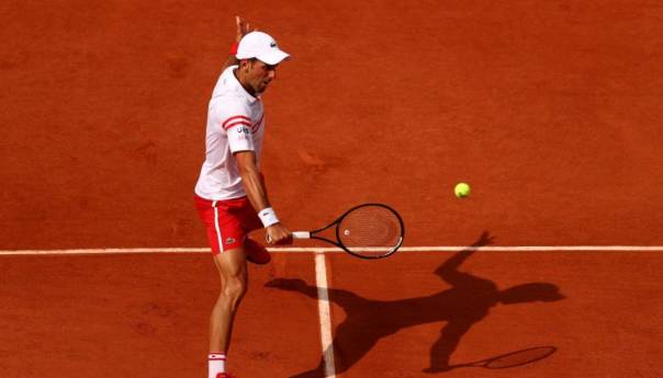 Đoković lako do osmine finala na Roland Garrosu