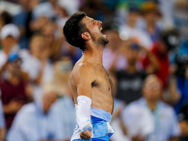 Đoković pocijepao majicu nakon pobjede nad Alcarazom