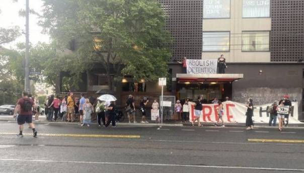 Đoković prebačen u zloglasni hotel