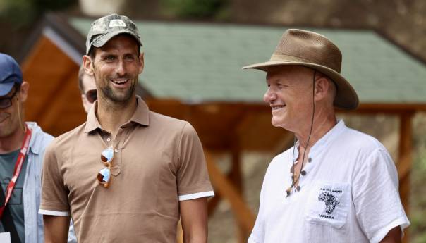 Đoković stigao u Visoko na otvaranje teniskog kompleksa