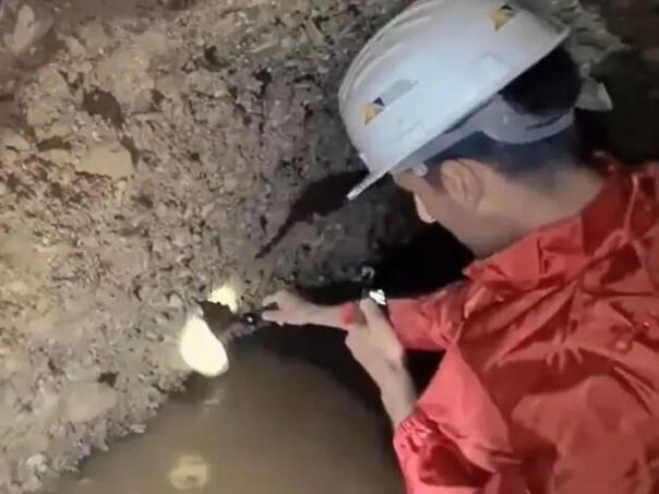 Đoković u Visokom istraživao misteriozni kamen