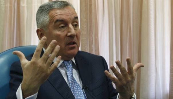 Đukanović: Cetinjski manastir pripada Cetinju, vlada to pokušava da ospori