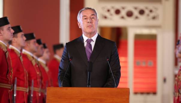 Đukanović: Izliv netolerancije, agresije i primitivizma