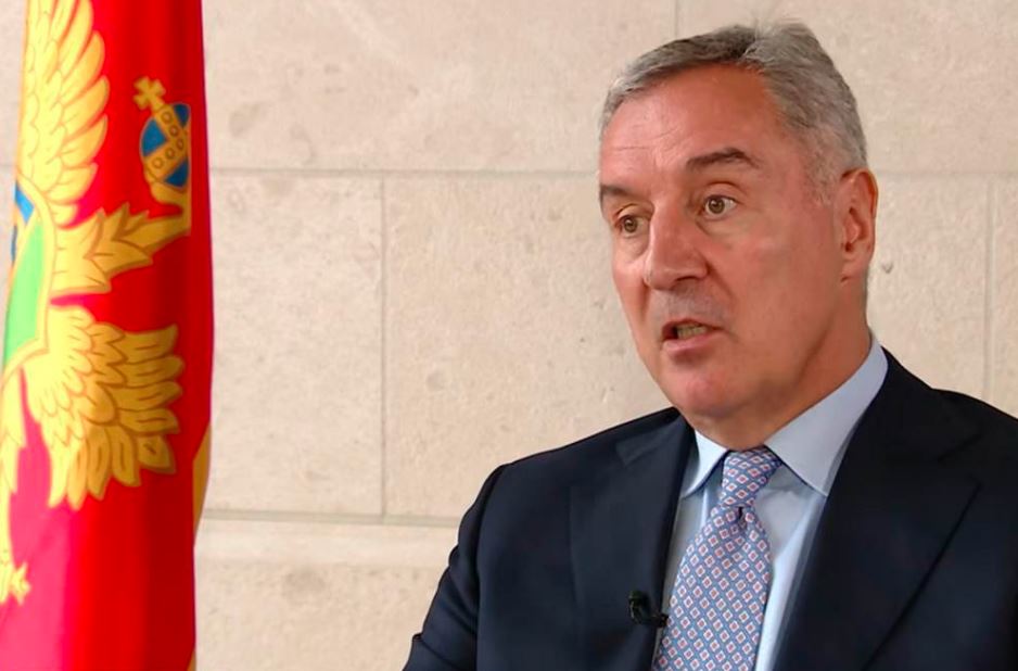 Đukanović: Milorad Dodik krivotvori činjenice