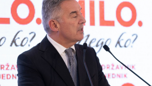 Đukanović: Preporučuju se da vode državu, a služe tuđoj