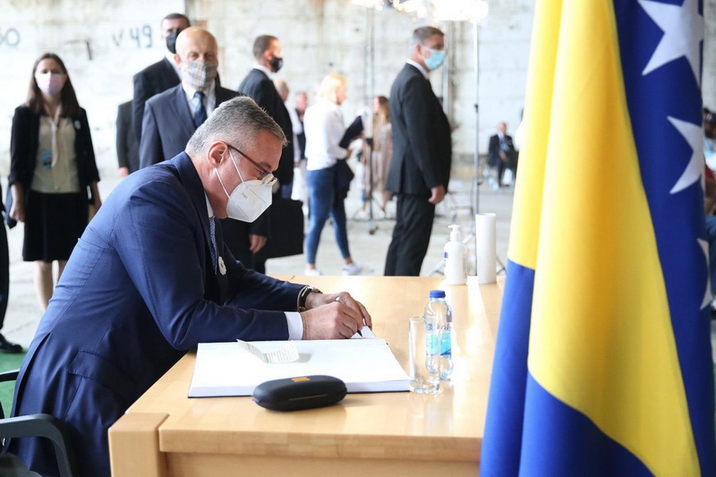 Đukanović: U Potočarima riječi gube na značaju