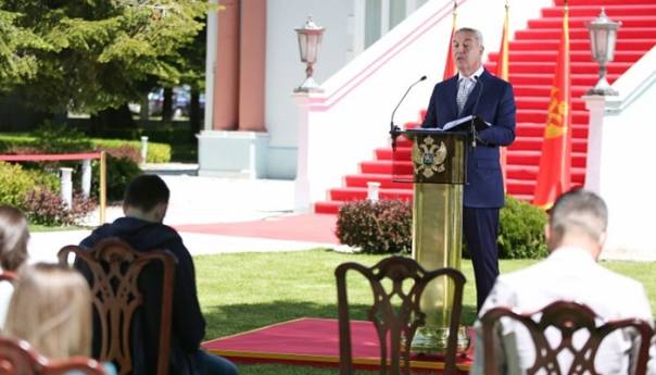 Đukanović: Vratiću parlamentu na ponovno odlučivanje tužilačke zakone