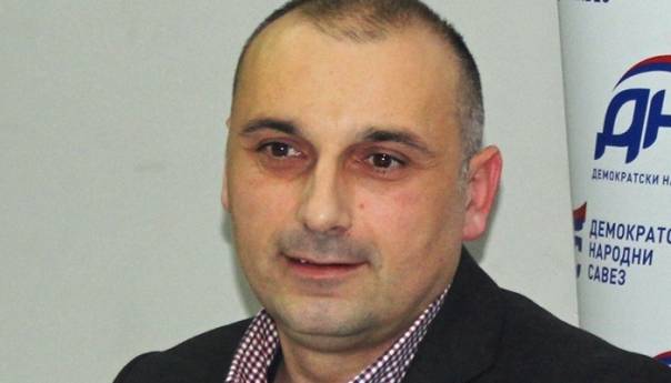 DNS podržao kandidata PDP-a na Palama