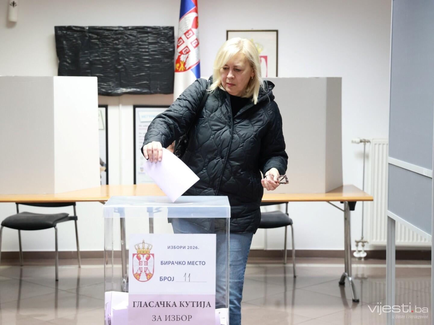 Do 10.00 sati glasalo 1,2 miliona ljudi