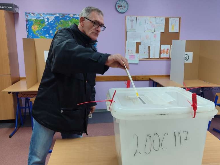 Do 15 sati izlaznost u Brčko Disktriktu oko 20 posto