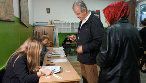 Do 15 sati u Zenici glasalo 34,94 , u Tešnju 33,44, a u Kaknju 33 posto glasača