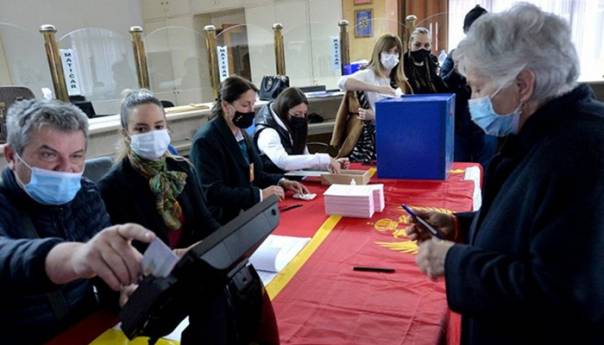 Do 17.00 sati u Nikšiću glasalo 77,8 odsto birača