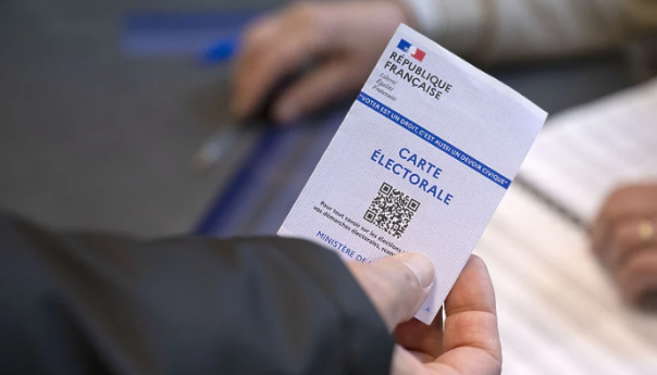 Do 17 sati u Francuskoj glasalo 63,23 posto, birališta se zatvaraju u 20 sati