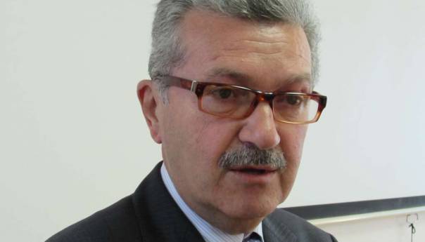 Dobijanje kandidatskog statusa važan momenat za BiH, treba nastaviti reforme