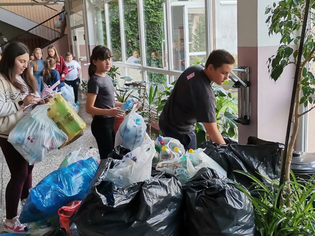 Doboj: Učenici prikupili više od 1.500 kg plastičnog otpada
