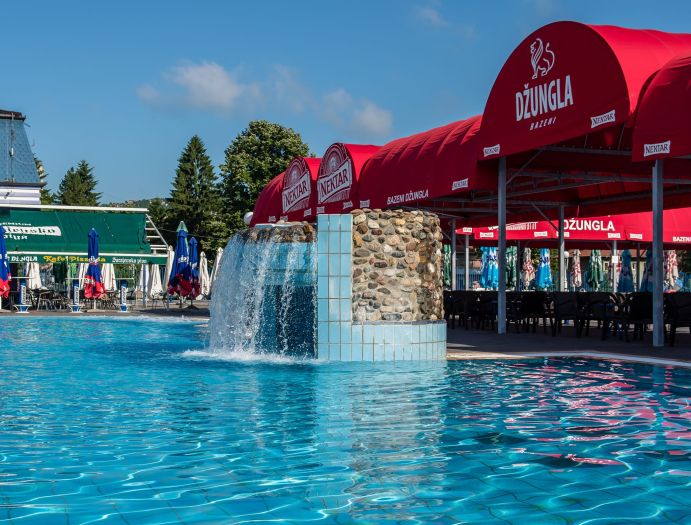 Doboj: Više osoba zatražilo ljekarsku pomoć nakon kupanja na bazenu