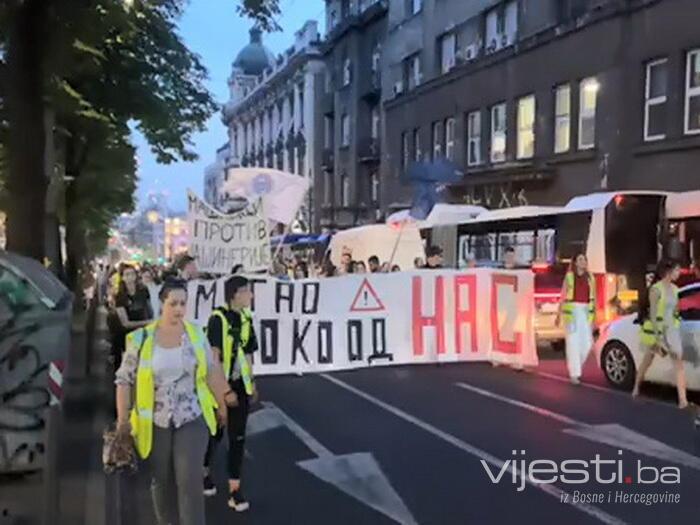 "Dobro je poznato ko crta metu na čelima profesora i studenata u blokadi"