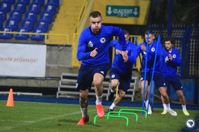 Dobro raspoloženje Zmajeva na treningu, ekipi se priključio i Kodro