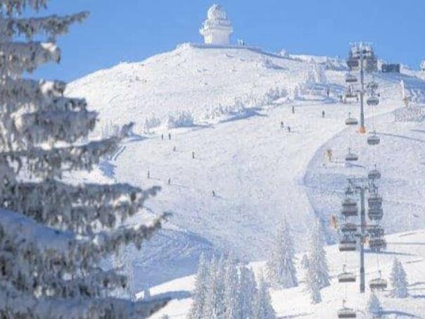Dobro uređene skijaške staze, brojne propratne aktivnosti