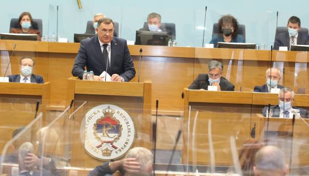 Dodik bez podrške u NSRS: Pao veto na trgovinski sporazum sa V. Britanijom