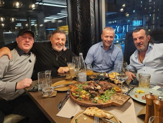 Dodik bi zabranio Lukasu nastupe u RS zbog slike sa Naserom Orićem