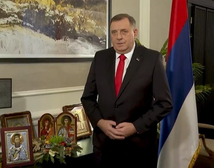 Dodik čestitao Božić vjernicima: 'Živi i zdravi bili, sve najbolje vam želim'