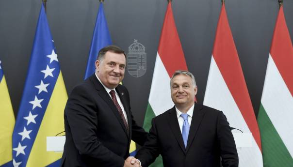 Dodik čestitao pobjede Vučiću i Orbanu