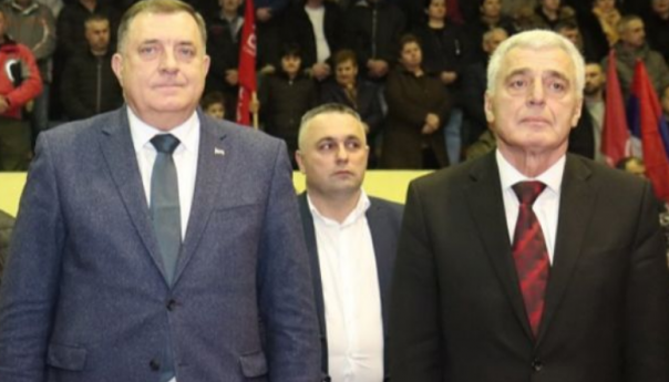 Dodik čestitao Prodanoviću pobjedu za načelnika Bratunca