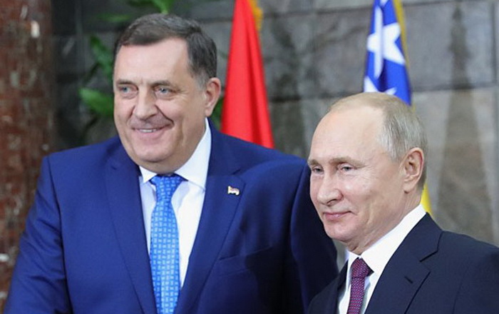 Dodik čestitao Putinu 'Dan branilaca otadžbine'