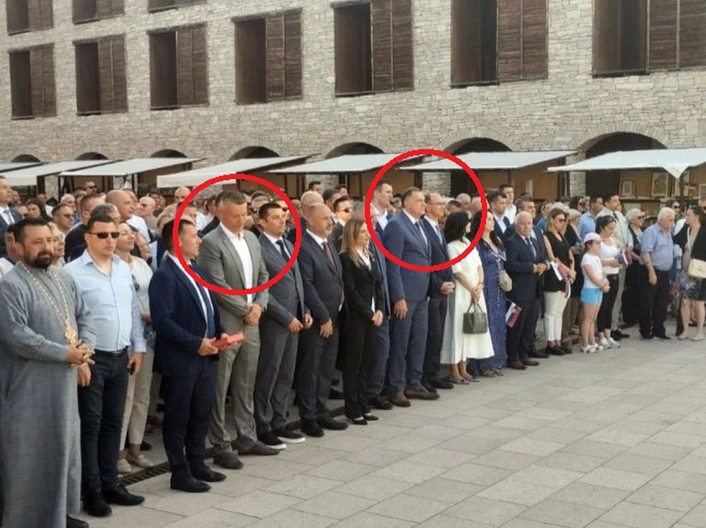 Dodik ga pustio niz vodu, ali Nešić se ipak pojavio uz njega