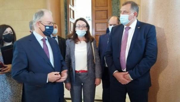 Dodik: Grci i Srbi žele da promovišu i šire mir