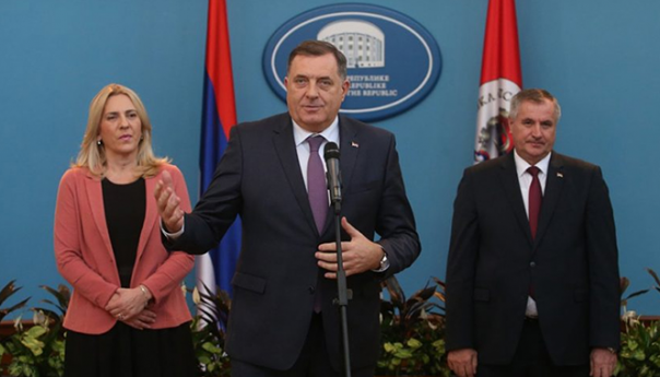 Dodik i Cvijanović čestitali pobjedu Milatoviću