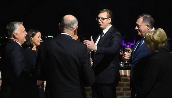 Dodik i Vučić na večeri koju je organizovao Orban