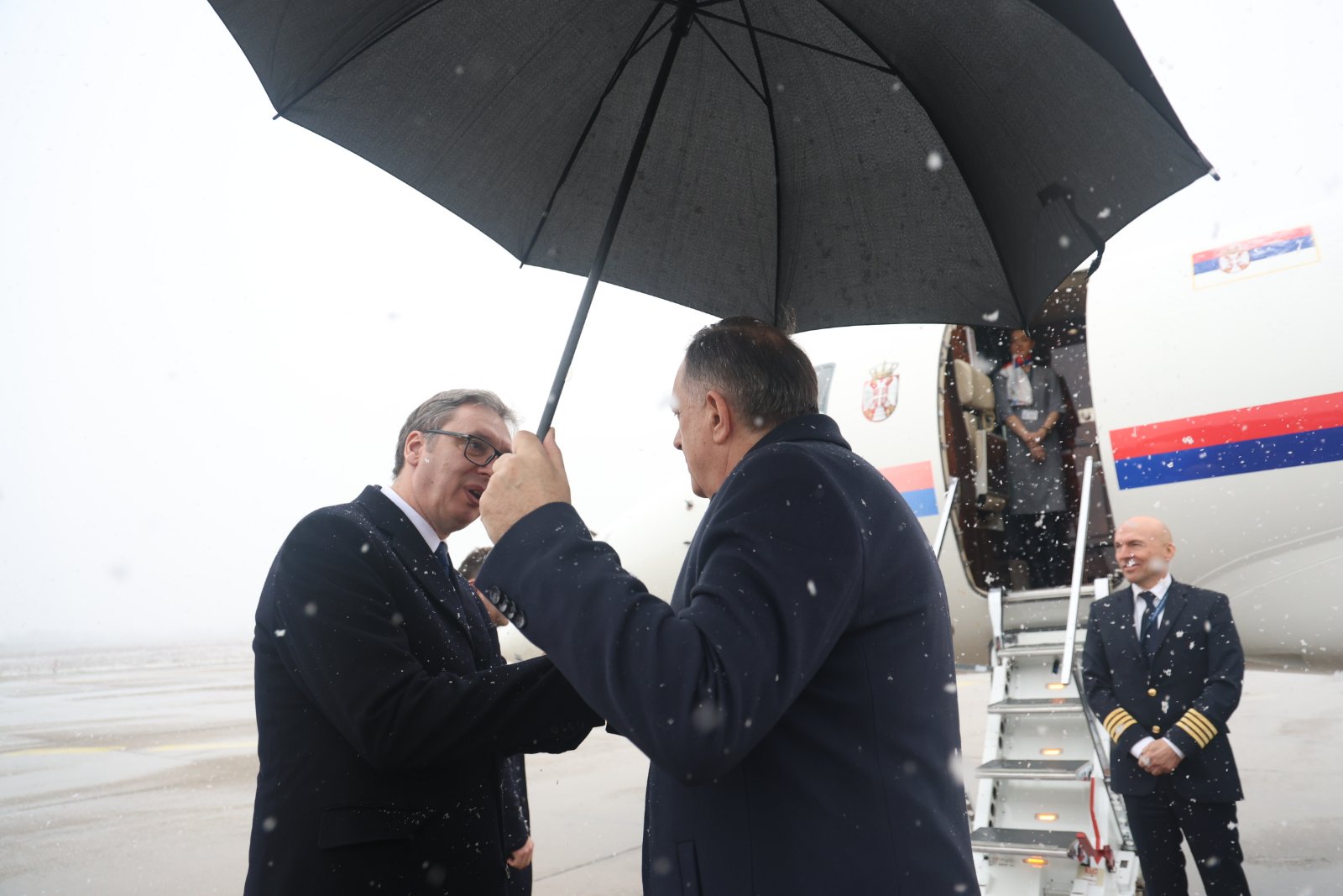 Dodik ispratio Vučića: Dvodnevna posjeta obilovala novim manipulacijama!